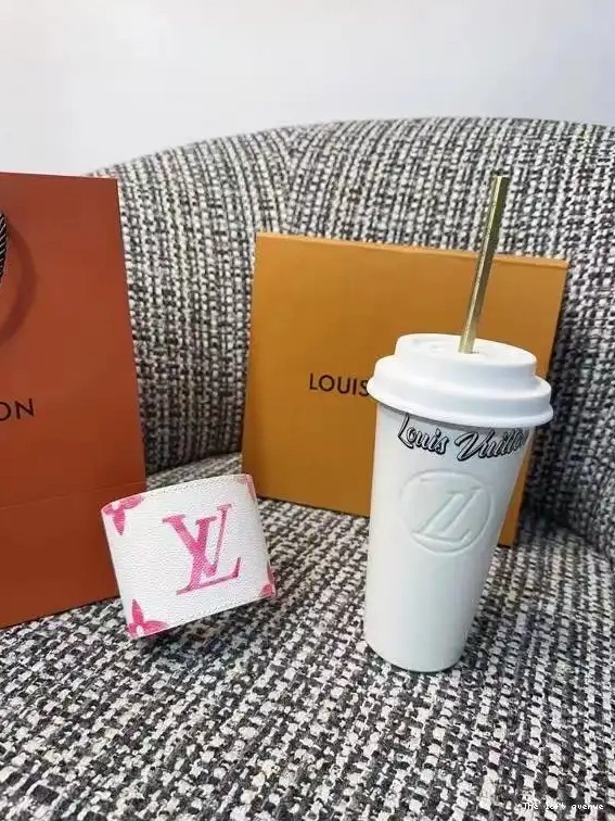 CUSTOM CUP STRAW LOUIS AND 0505